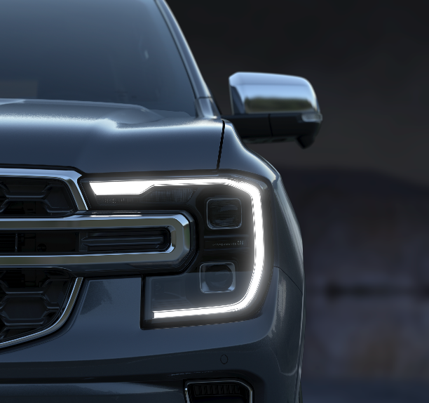 Everest C-Clamp headlamp detail