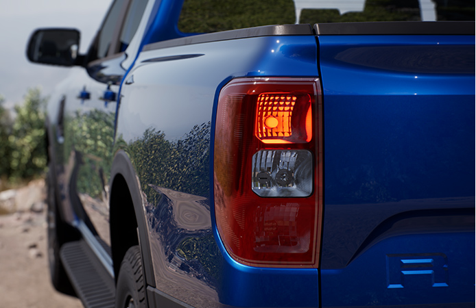 Ranger XLT side profile and stance
