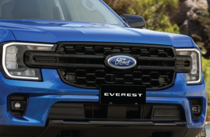 Everest Sport design front view
